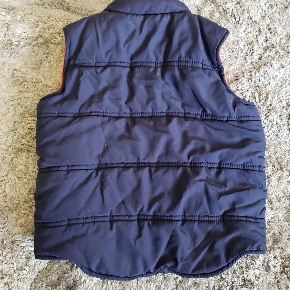 Carters 2t stains good